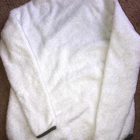 Pink Lily pullover - Picture 3 of 4